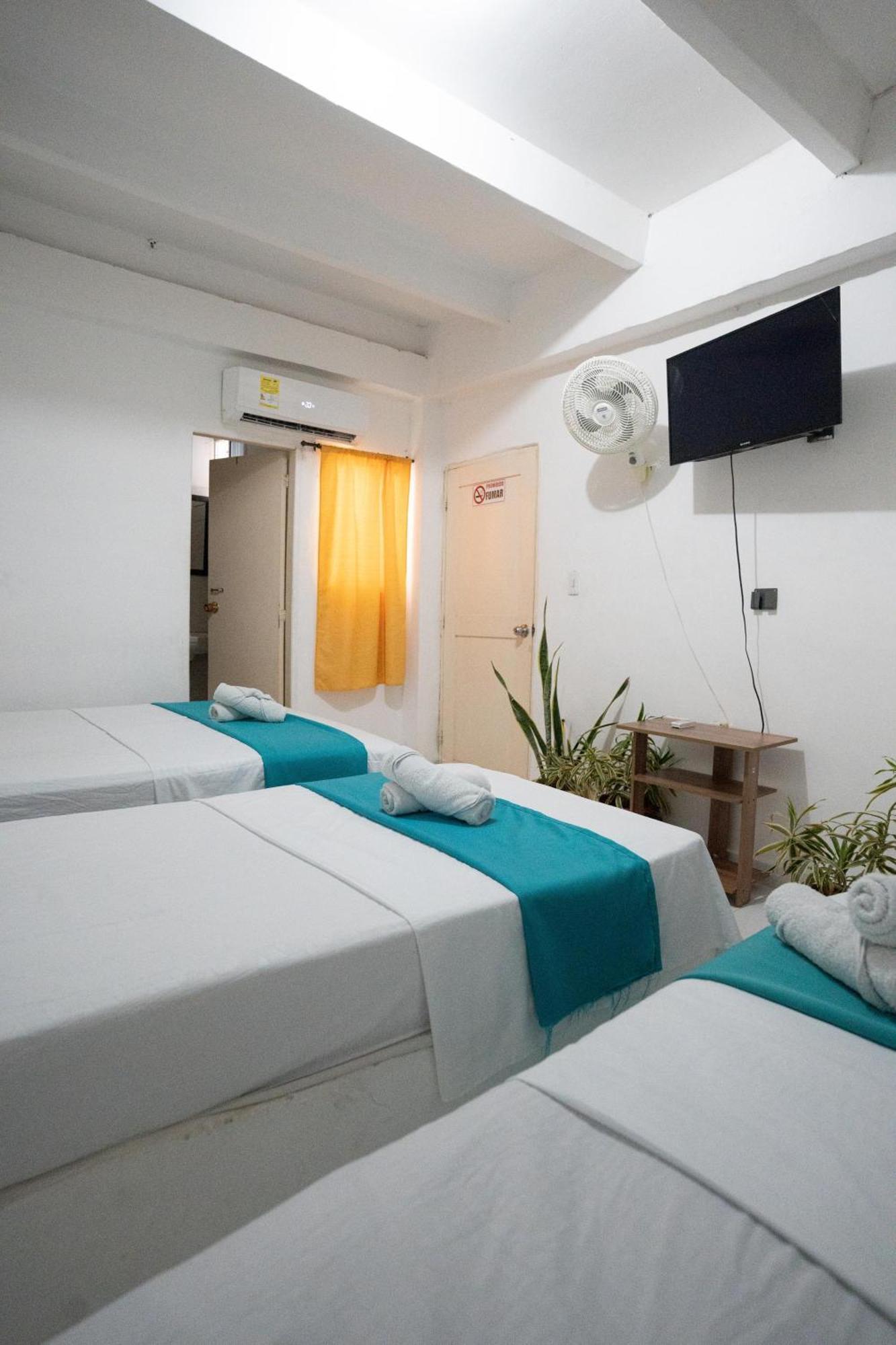 Rivera Hostel Santa Marta  Bagian luar foto